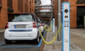 carros elétricos – por que eles ainda não invadiram as ruas?